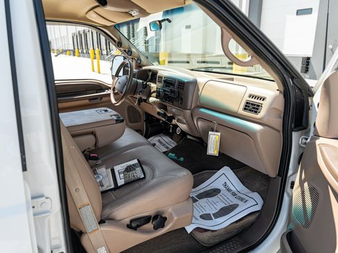 Used 1999 Ford F350 4x4 Crew Cab DRW Super Duty image 35