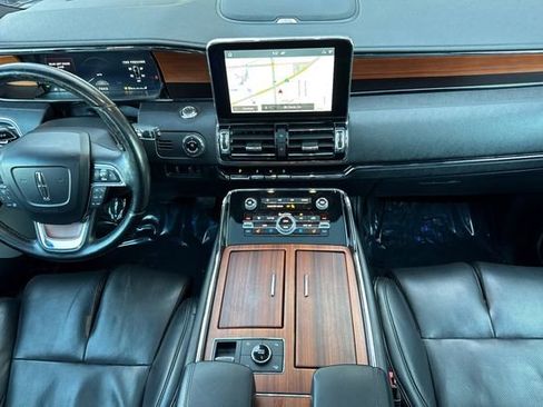 Used 2020 Lincoln Navigator L Reserve w/ Equipment Group 208A Reserve image 15