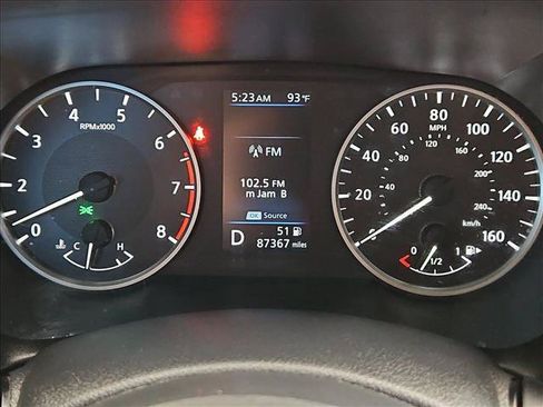 Used 2022 Nissan Sentra S w/ Trunk Package FWD image 11
