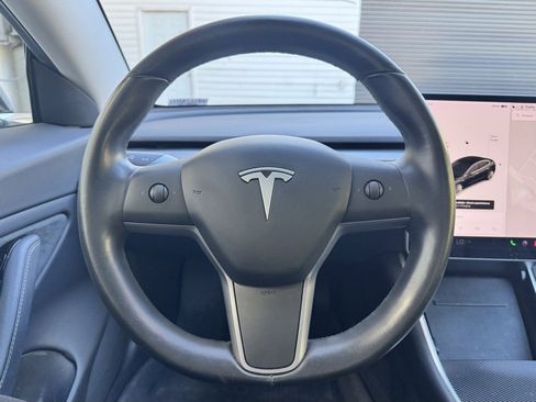 Used 2019 Tesla Model 3 Long Range image 9
