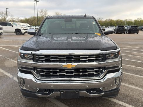 Used 2017 Chevrolet Silverado 1500 LTZ w/ Sport Package AWD/4WD image 9