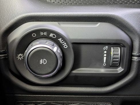 New 2026 Jeep Wrangler Unlimited Rubicon AWD/4WD image 25