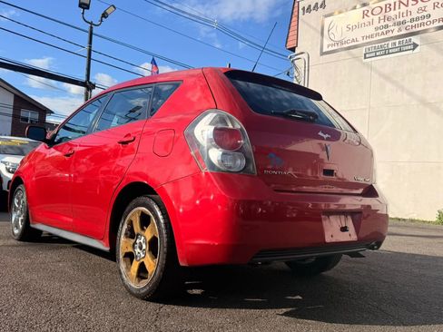 Used 2009 Pontiac Vibe AWD w/ Sun And Sound Package image 8