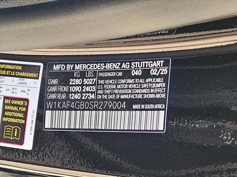 Used 2025 Mercedes-Benz C 300 Sedan image 25