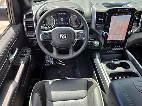 Used 2026 RAM 1500 Laramie AWD/4WD image 12