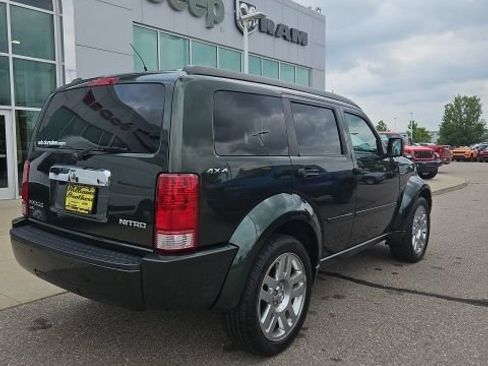 Used 2010 Dodge Nitro Detonator AWD/4WD image 8
