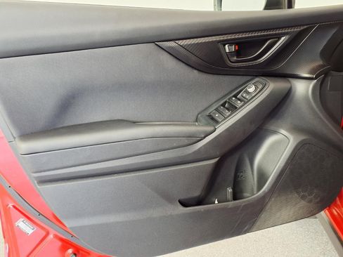 Used 2023 Subaru Crosstrek 2.0i Premium image 14