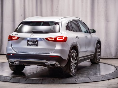 Certified 2022 Mercedes-Benz GLA 250 image 4