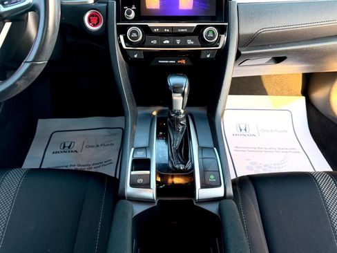 Used 2020 Honda Civic EX image 25