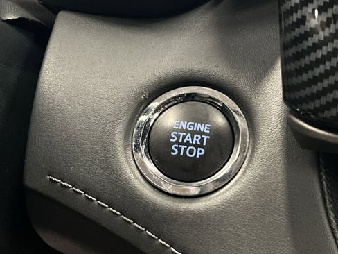 Used 2022 Toyota Highlander XLE image 30