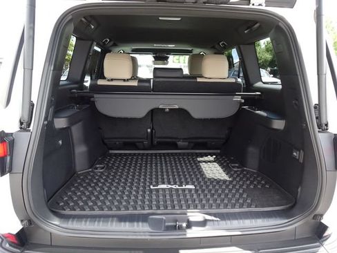 Used 2024 Lexus GX 550 AWD/4WD image 30