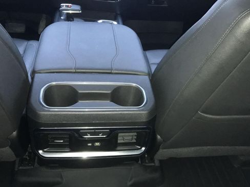 Certified 2023 Chevrolet Silverado 1500 LTZ w/ LTZ Premium Package AWD/4WD image 32