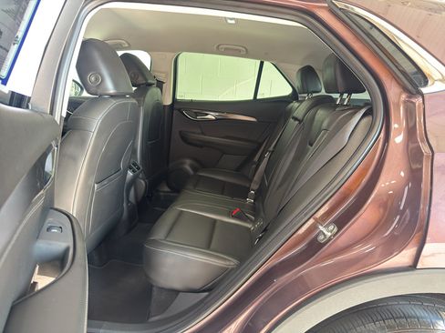 Used 2024 Buick Envision Preferred AWD/4WD image 12