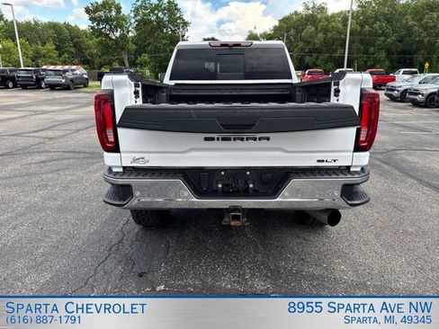 Used 2023 GMC Sierra 2500 SLT w/ SLT Premium Package AWD/4WD image 9