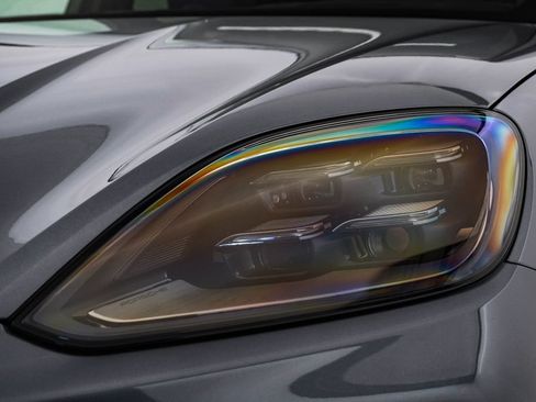 New 2026 Porsche Cayenne S AWD/4WD image 7