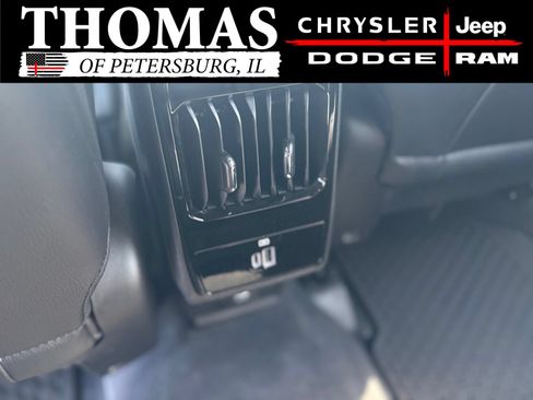 Used 2024 Jeep Compass Trailhawk w/ Trailhawk Elite Group AWD/4WD image 15