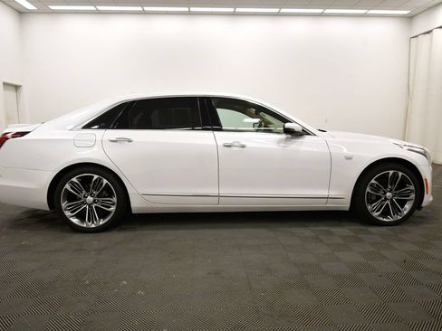 Used 2018 Cadillac CT6 Platinum AWD/4WD image 9