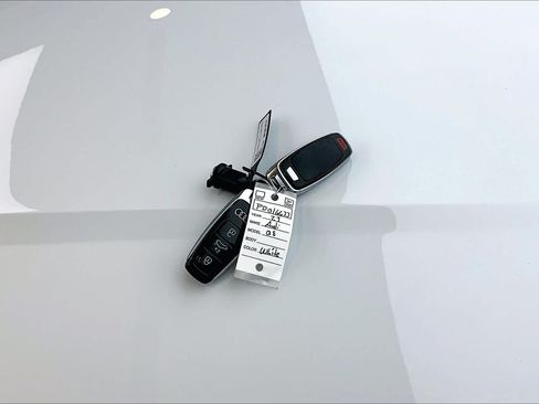 Used 2023 Audi Q8 Premium Plus w/ Premium Plus Package AWD/4WD image 14