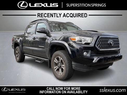 Used 2018 Toyota Tacoma TRD Sport image 1