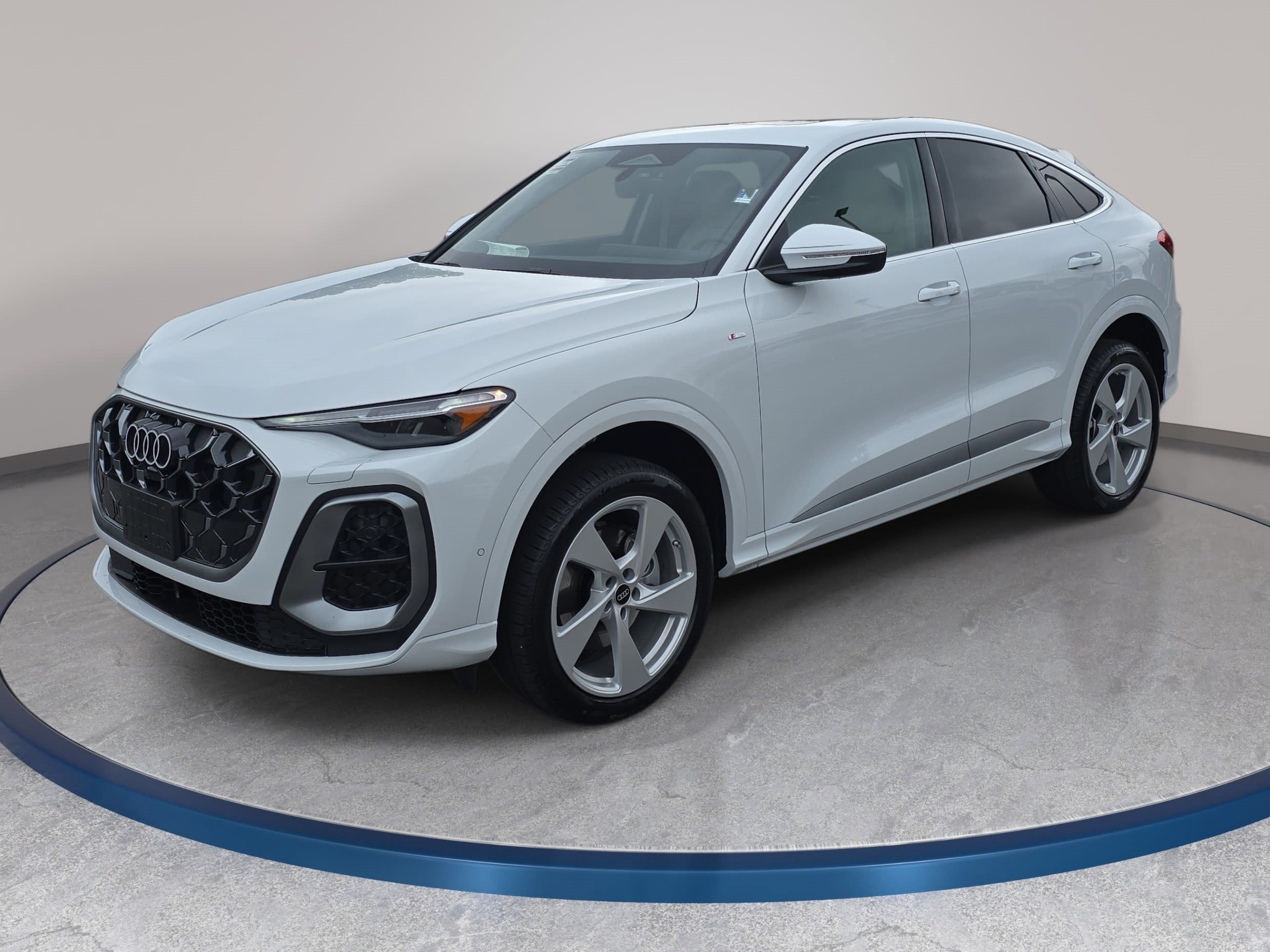 New 2026 Audi Q5 Premium Plus AWD/4WD image 1