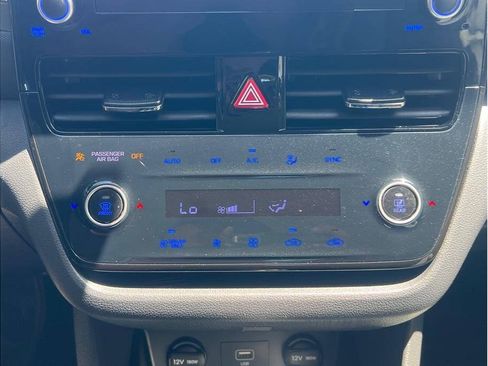 Used 2022 Hyundai Ioniq SE FWD image 30