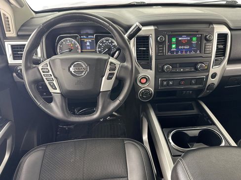 Used 2019 Nissan Titan PRO-4X image 21