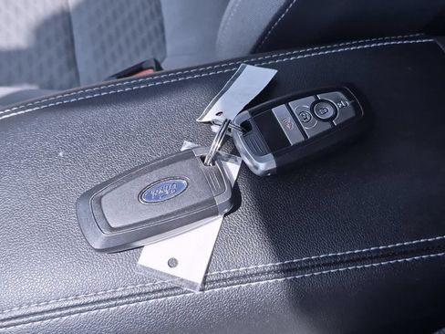 Used 2022 Ford Escape SE w/ Cold Weather Package AWD/4WD image 34