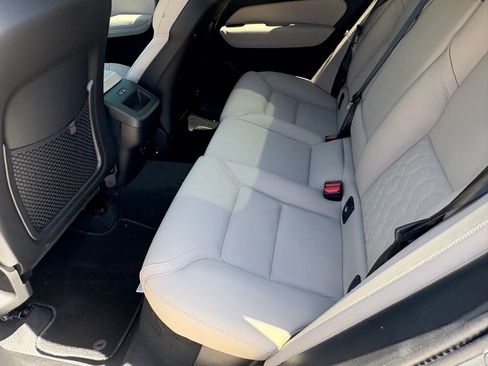 New 2026 Volvo XC60 B5 Core w/ Protection Package Premier image 22