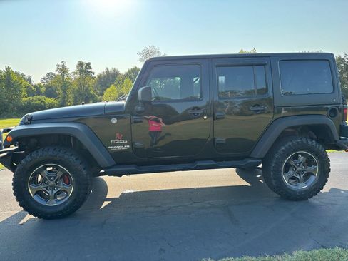 Used 2016 Jeep Wrangler Unlimited Sport w/ Max Tow Package AWD/4WD image 2