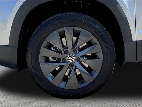 Used 2023 Volkswagen Taos S FWD image 32