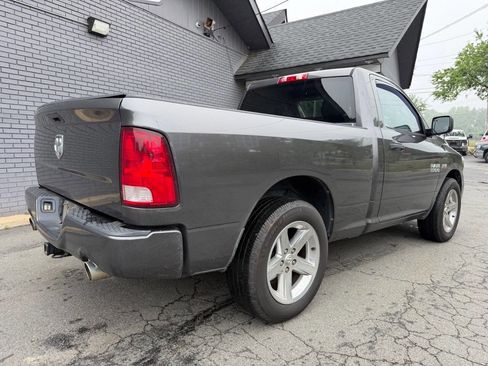 Used 2014 RAM 1500 Express RWD image 5