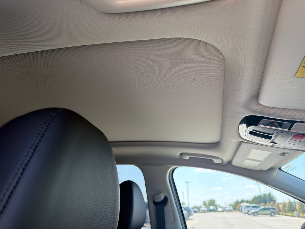 New 2026 Hyundai Tucson Limited AWD/4WD image 36