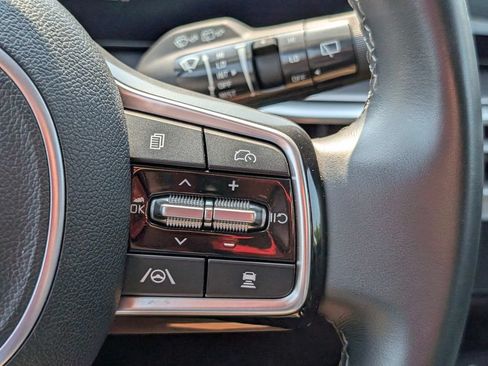 Certified 2024 Kia Sorento S FWD image 30