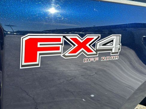 Used 2023 Ford F250 Lariat w/ FX4 Off-Road Package image 8
