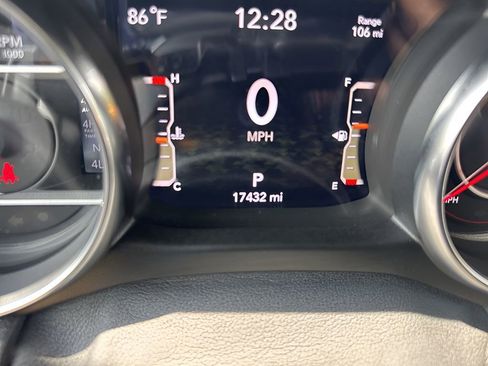 Used 2021 Jeep Wrangler Unlimited Rubicon w/ Dual Top Group image 23