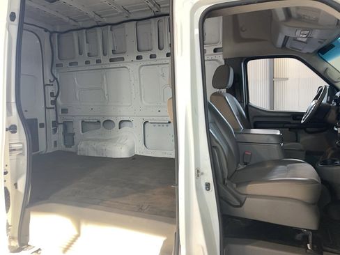 Used 2020 Nissan NV 3500 SV w/ Navigation Package image 8