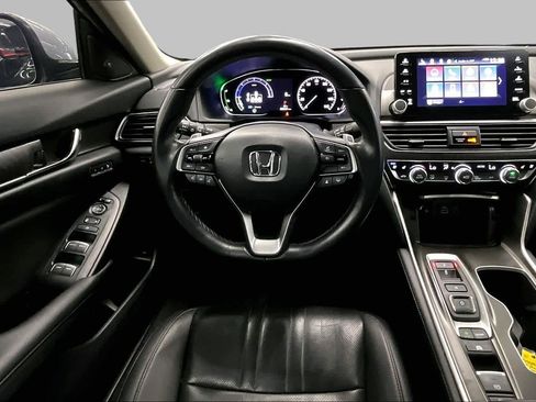 Used 2021 Honda Accord Touring image 5