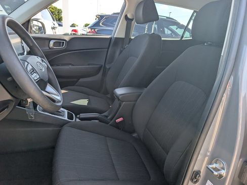 Used 2023 Hyundai Venue SE w/ Cargo Package FWD image 24