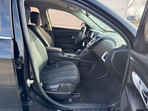 Used 2013 Chevrolet Equinox LS image 12