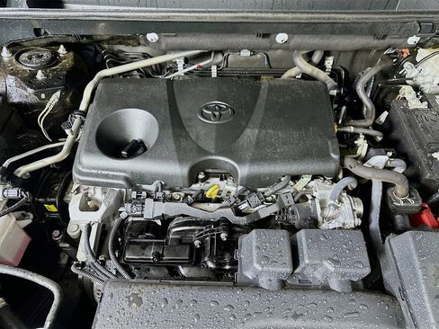 Used 2024 Toyota RAV4 Adventure AWD/4WD image 9