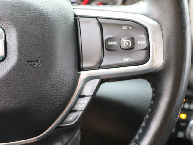 Used 2019 RAM 1500 Laramie AWD/4WD image 27