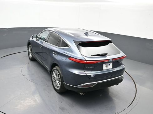 Used 2024 Toyota Venza Limited image 39