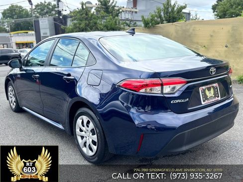 Used 2024 Toyota Corolla LE FWD image 4