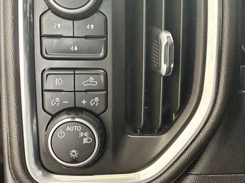 Used 2022 Chevrolet Silverado 2500 LT w/ Convenience Package AWD/4WD image 10