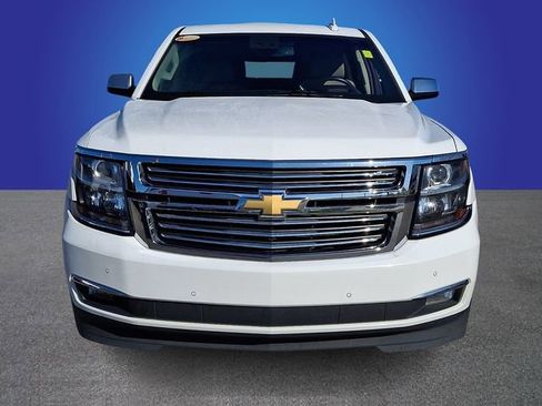 Used 2017 Chevrolet Suburban Premier AWD/4WD image 2