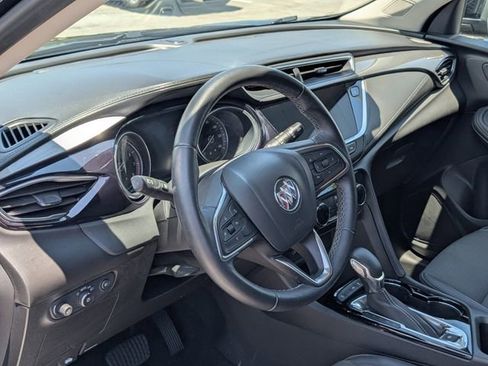Used 2022 Buick Encore GX Preferred w/ Cold Weather Comfort Package FWD image 11