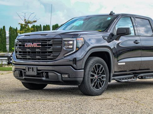 Used 2024 GMC Sierra 1500 Elevation AWD/4WD image 15