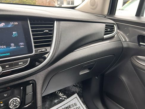 Used 2018 Buick Encore Preferred image 18