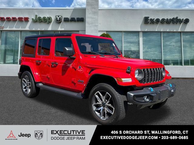 Used 2024 Jeep Wrangler Unlimited w/ Convenience Group AWD/4WD image 5