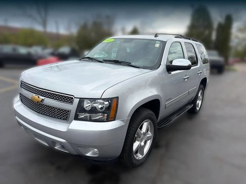 Used 2013 Chevrolet Tahoe LT w/ All-Star Edition AWD/4WD image 3